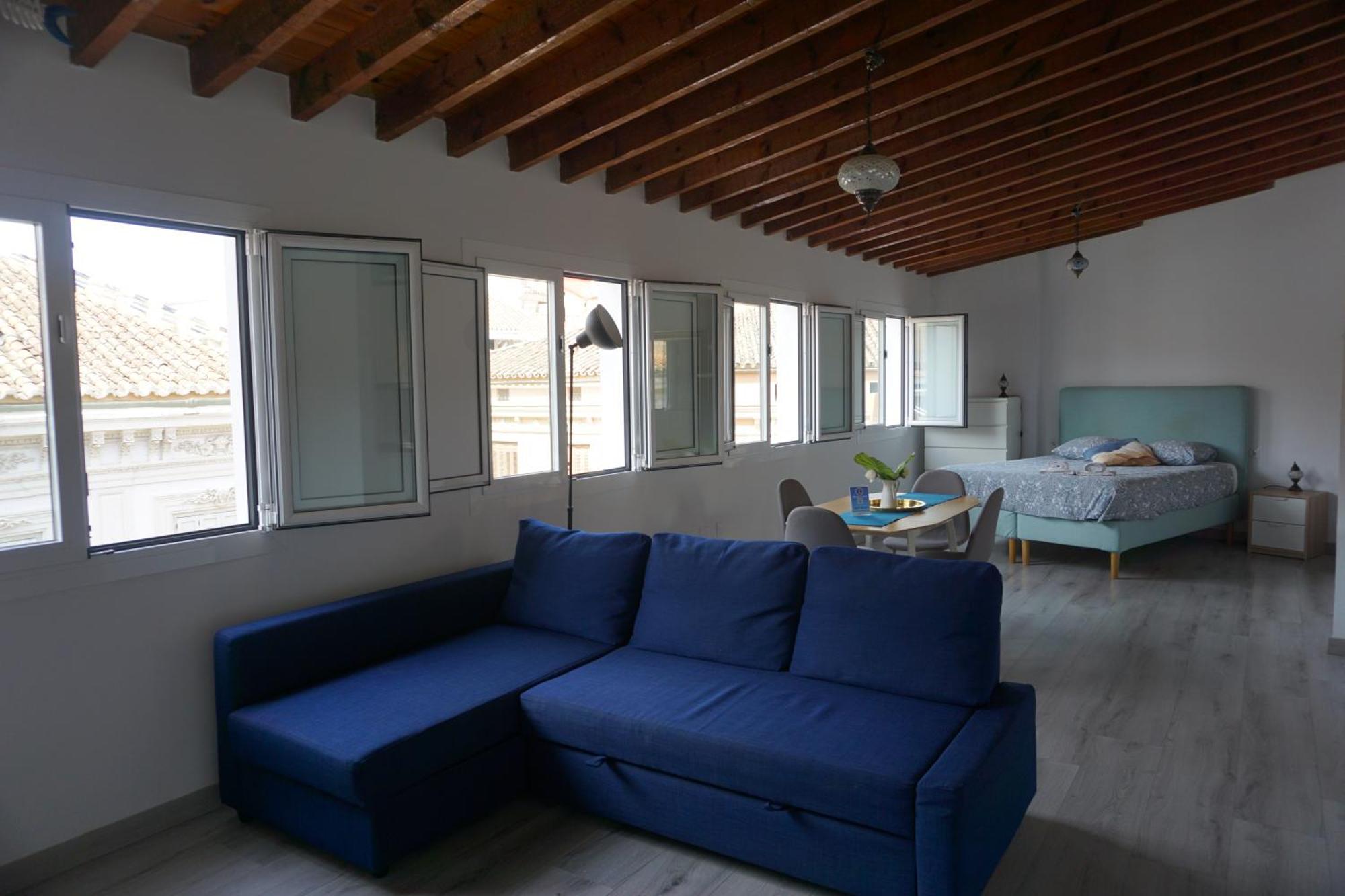 Apartamentos Mediterranea Centro Μάλαγα Εξωτερικό φωτογραφία